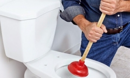 CÁCH THÔNG TẮC BỒN CẦU